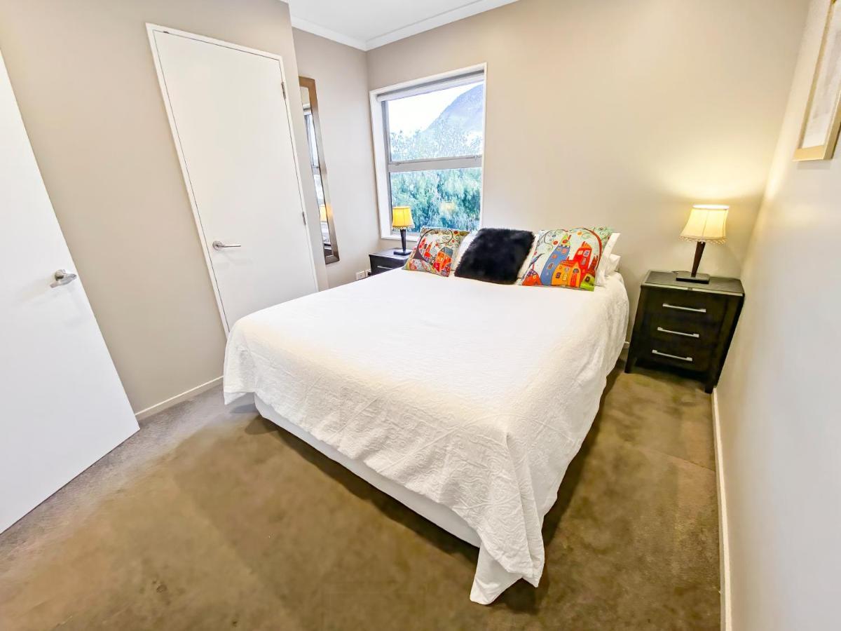 Oxley'S Superior Apartment พิคตัน ภายนอก รูปภาพ